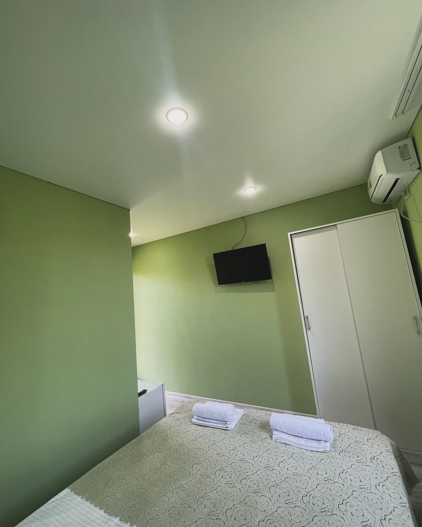 . Гостевой дом Самшит. Гагра