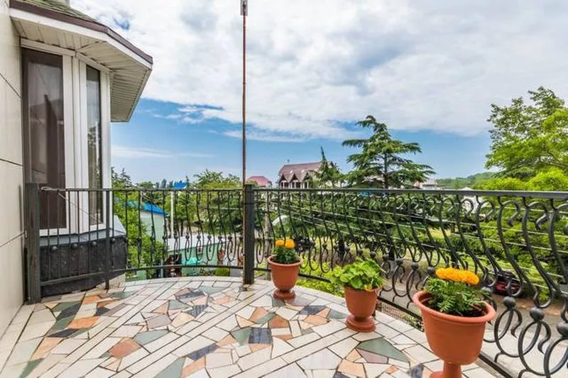 . Гостевой дом «Августа» . Аше