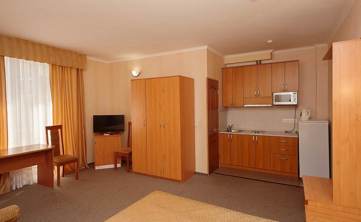 Улучшенный номер студио . Гостевой дом Дом у Моря ЛАКИ. Геленджик Улучшенный номер студио . Гостевой дом Дом у Моря ЛАКИ. Геленджик