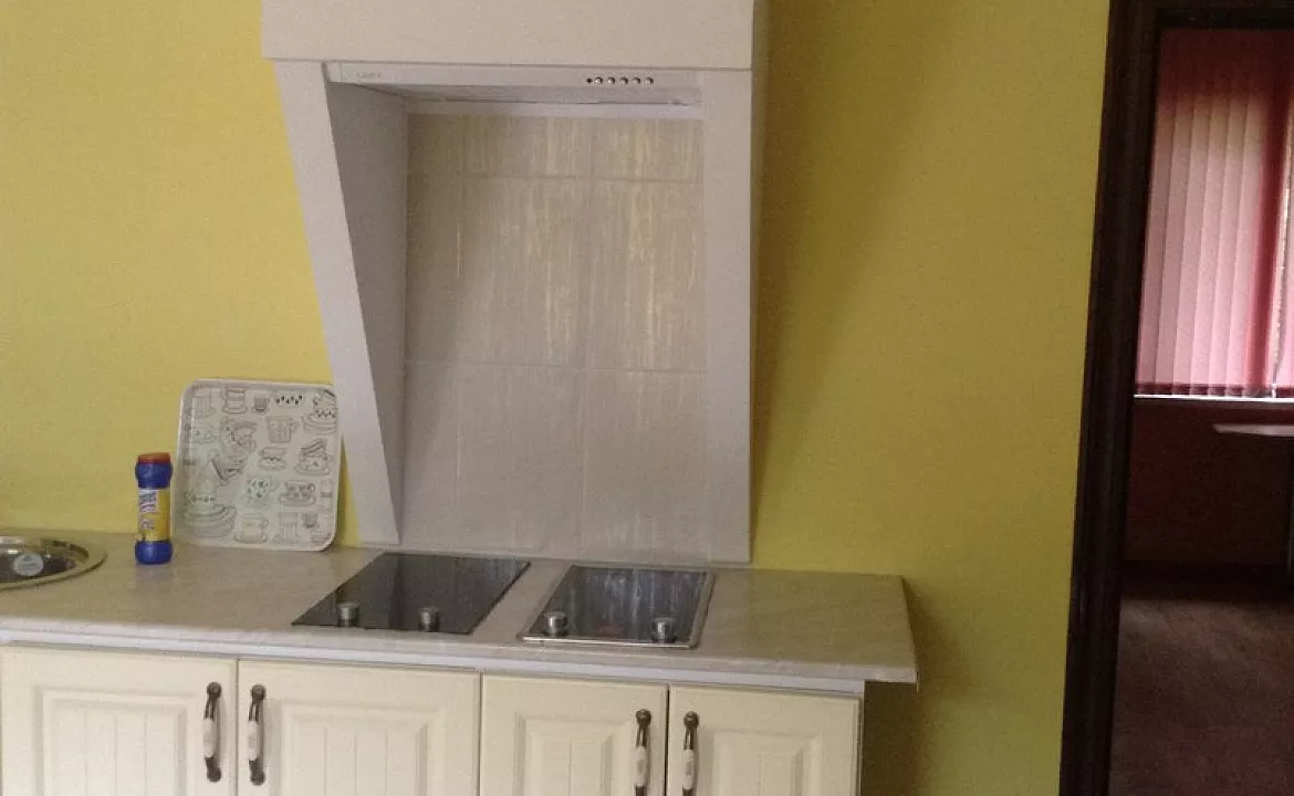 Желтый. Гостевой дом Атланта. Туапсе