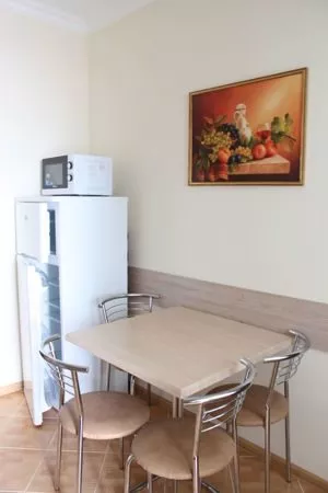 Номера со своим двориком. Отель Кайрос. Кореиз