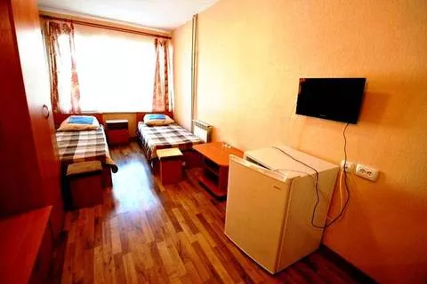 Эконом двухместный. Гостиница "Авангард". Ялта Эконом двухместный. Гостиница "Авангард". Ялта