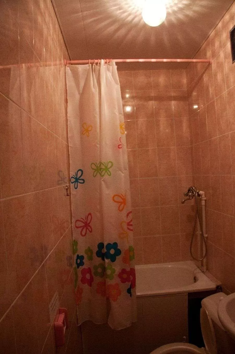 . Гостиница "Акрос" . Нижнее Джемете