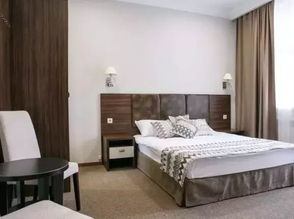 Стандарт 4-х местный. Гостиница «Andersen Hotel». Домбай-гостиницы