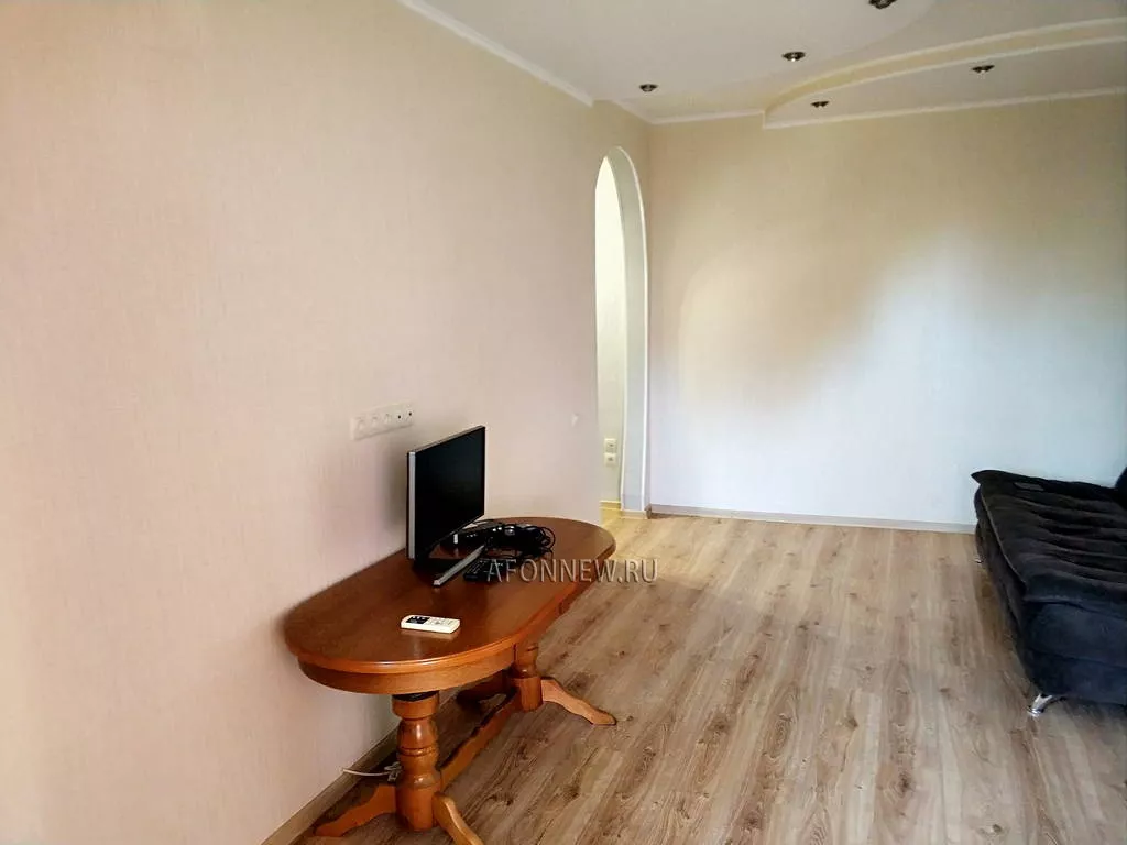 . Квартира в многоквартирном доме 2к квартира на ГосДаче в Новом Афоне. Море 5 мин    . Новый Афон