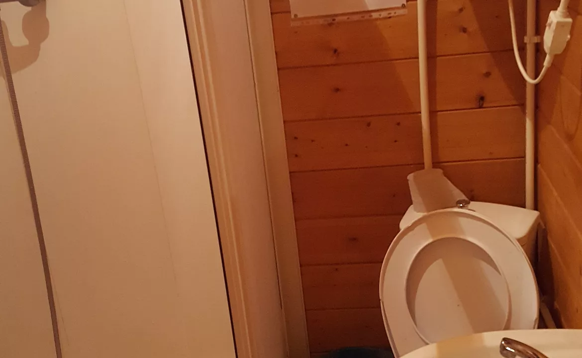 Четырёхместный номер. Гостевой дом У Ирины. Пицунда