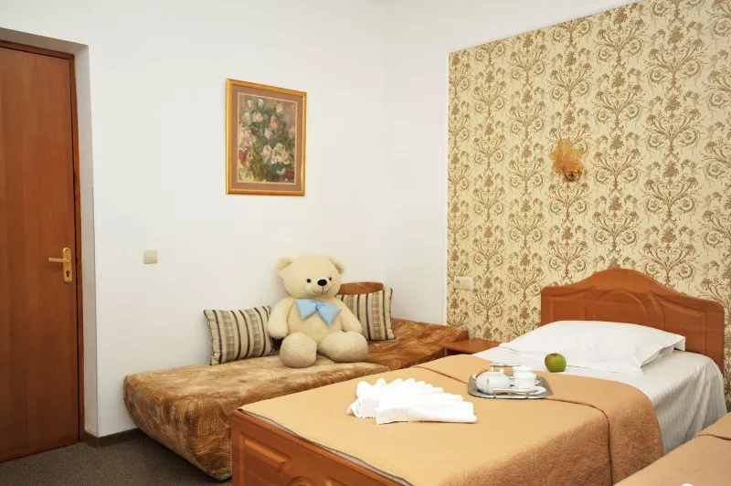 Стандарт 3-х местный. Отель «Глициния». Феодосия