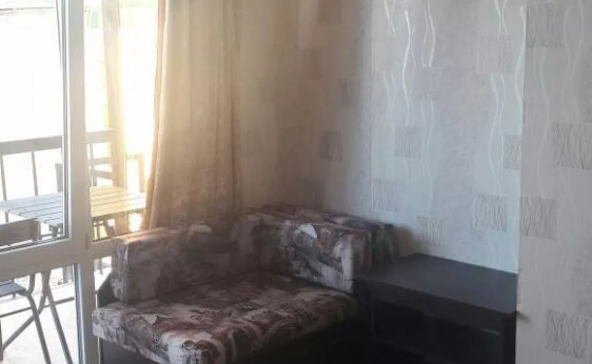 Трехместный с удобствами. Гостевой дом Siberia. Гагра