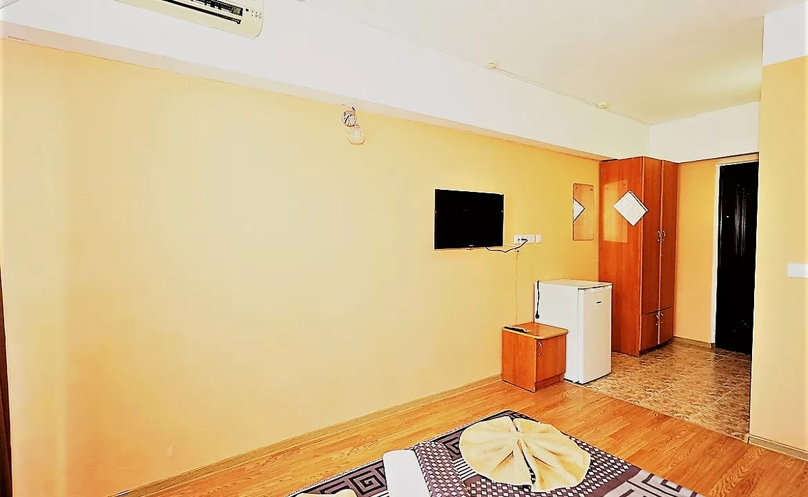 3-х местный номер стандарт. Гостевой дом "Лазурит". Лазаревское