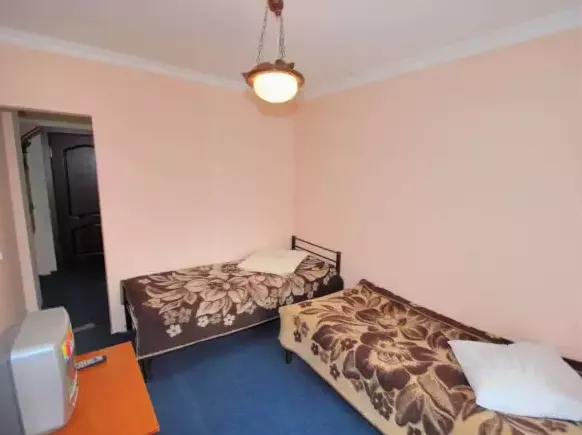 2-местный (7 этаж). Гостиница «Домбай». Домбай-гостиницы