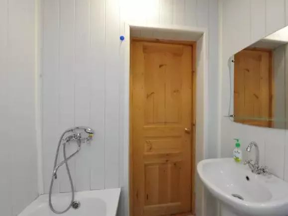 Люкс. 4-х этажный корпус. Гостиничный комплекс «Таулу». Домбай-гостиницы