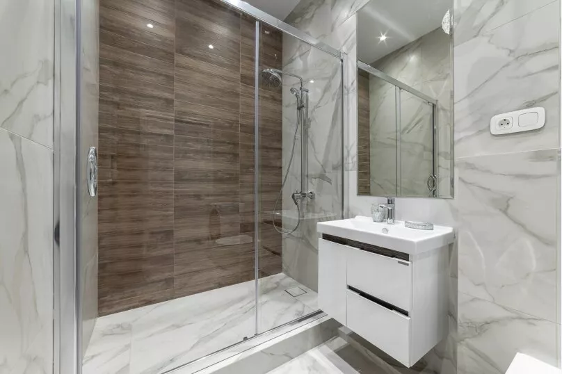 Двухуровневые апартаменты. Квартира в многоквартирном доме Апартаменты ЖК «Красная площадь». Сочи