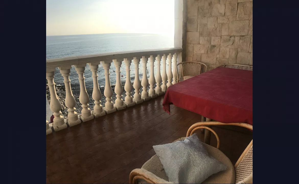 Семейный люкс. Эллинг Кипарис . Лоо