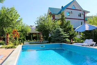 . Гостевой дом "Сибирячка". Ольгинка