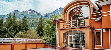 Отель Alm Hotel Отель Alm Hotel