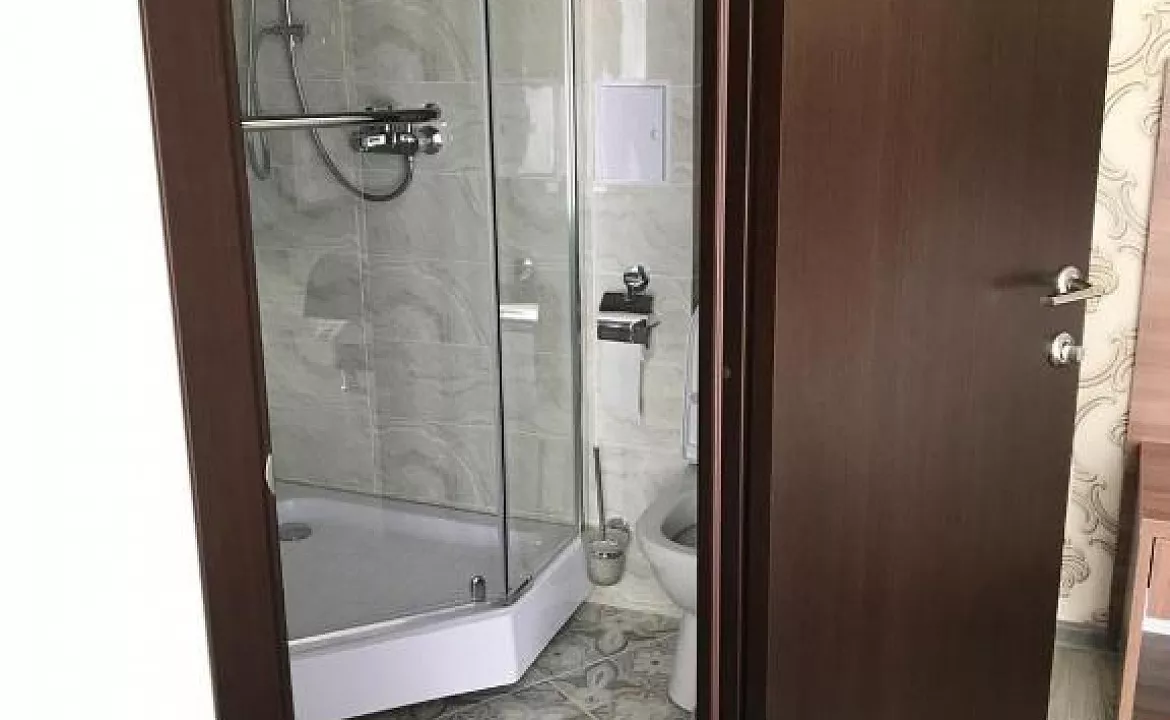 СТАНДАРТНЫЙ 4-МЕСТНЫЙ С БАЛКОНОМ. Гостевой дом "Family". Лазаревское