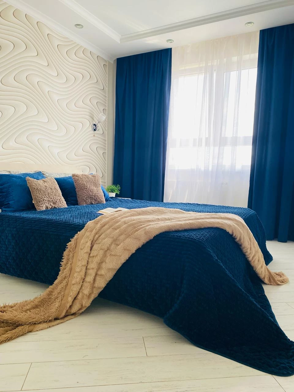 . Квартира в многоквартирном доме Квартира у моря на Мурата Ахеджака 16. Новороссийск