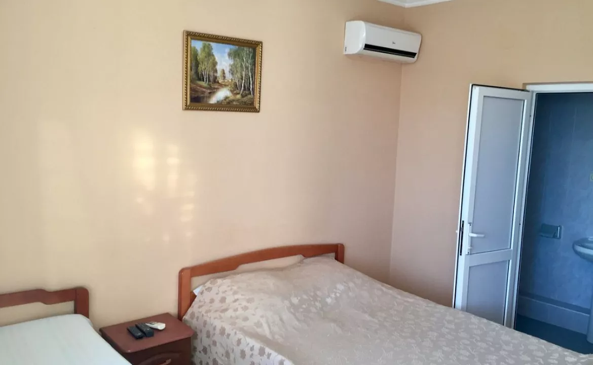 3-х местный стандарт. Гостевой Дом Эрика. Сочи