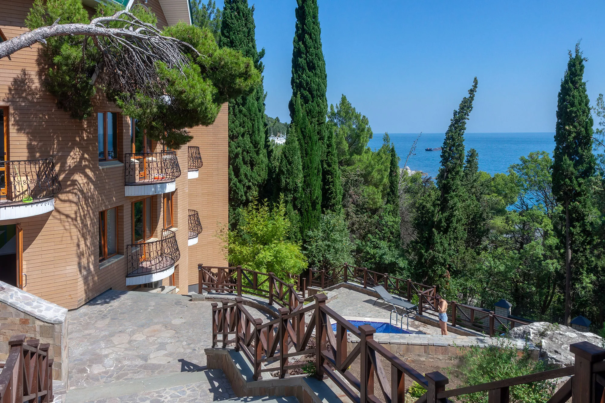 . Отель Эко-отель "Дискавери". Курорты Ялты