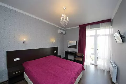 «Семейный» 2-х комнатный 4-х местный. Гостевой дом Rovados. Витязево