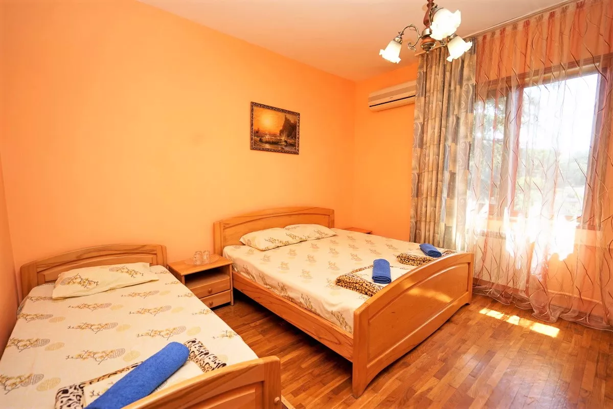 . Гостевой дом Атлантис. Лазаревское