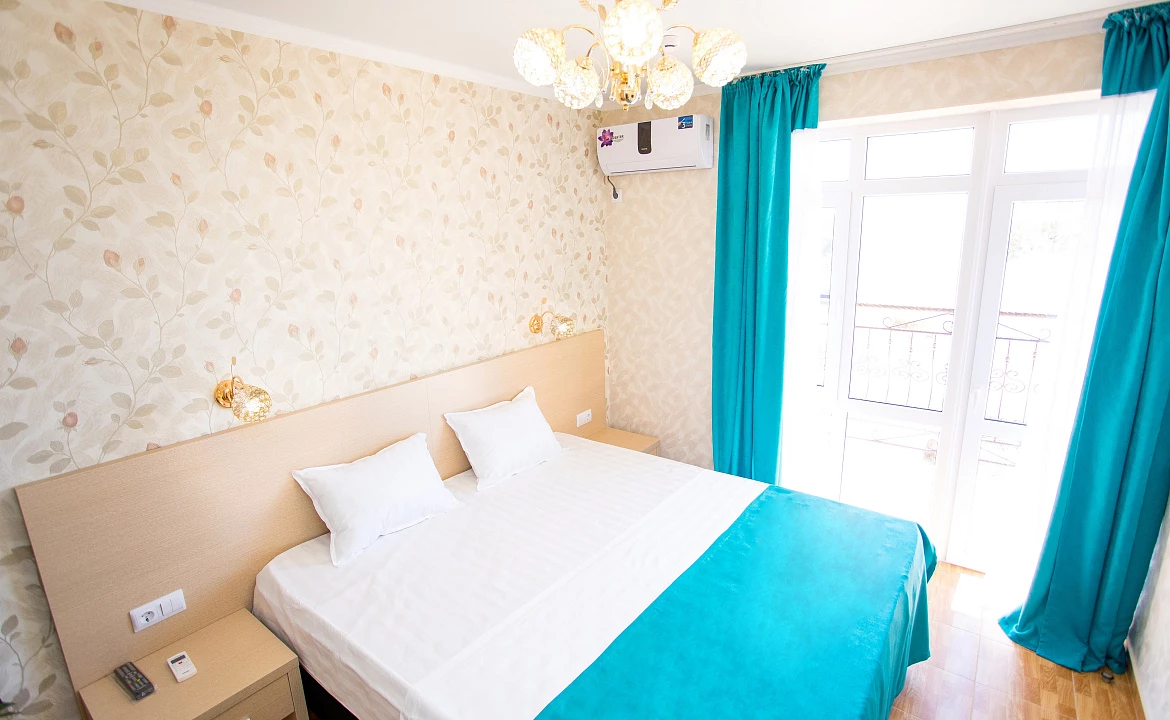 4-х местный «Семейный» с видом на море. Отель "Alfa Summer". Анапа