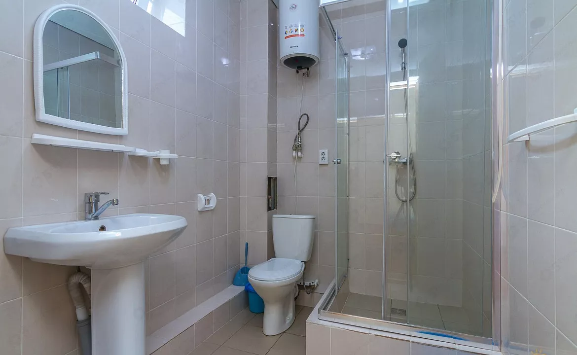 4-х местный номер Стандарт. Гостевой дом "Бриз" - Небуг. Небуг