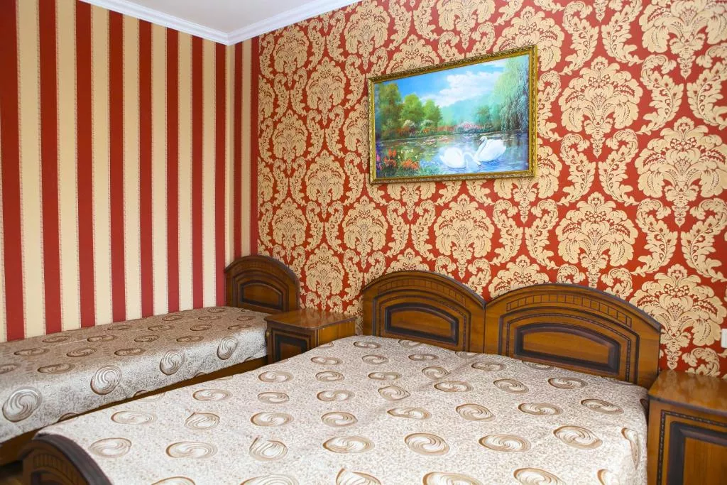 3х-местный номер с балконом	. Гостевой дом "MoreLeto". Адлер