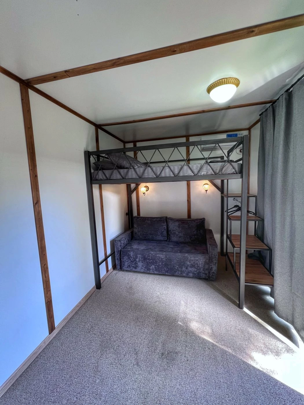 . База отдыха  Чайка 1 . Бухта Инал . База отдыха  Чайка 1 . Бухта Инал