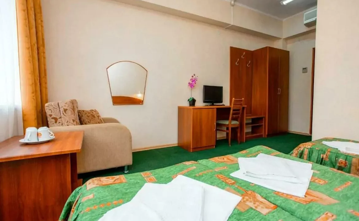 Трёхместный номер стандарт с доп местом. Отель Золотые барханы . Витязево Трёхместный номер стандарт с доп местом. Отель Золотые барханы . Витязево