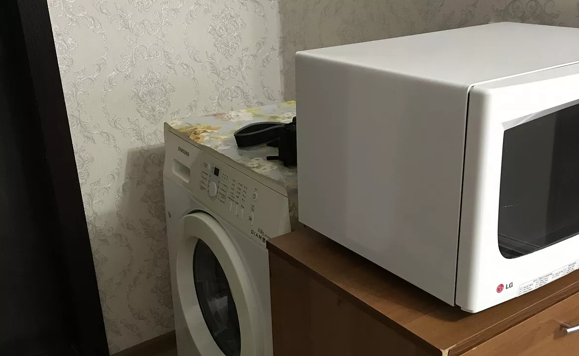 Апартаменты . Гостевой дом Алмаз . Ейск