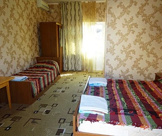 3-х местный номер . Гостиница "Рафаэль". 3-х местный номер . Гостиница "Рафаэль".