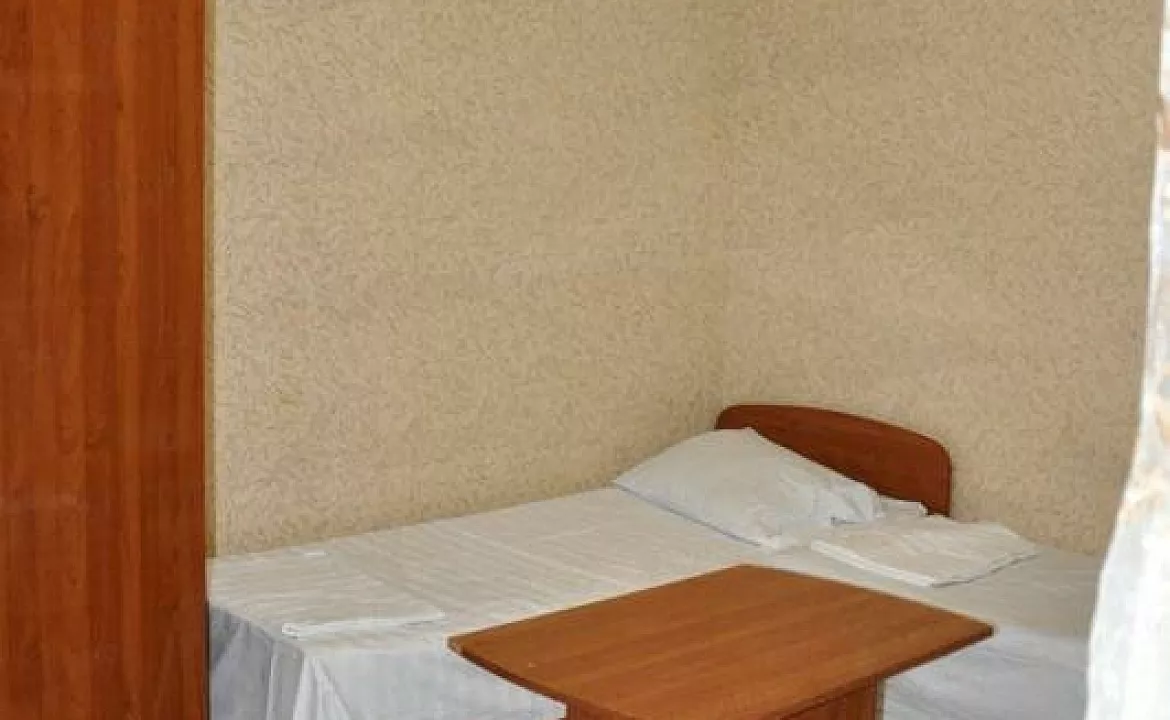 2-х местный номер Эконом. Гостевой дом «Сакура». Вардане