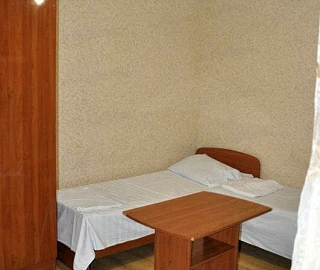 2-х местный номер Эконом. Гостевой дом «Сакура». 