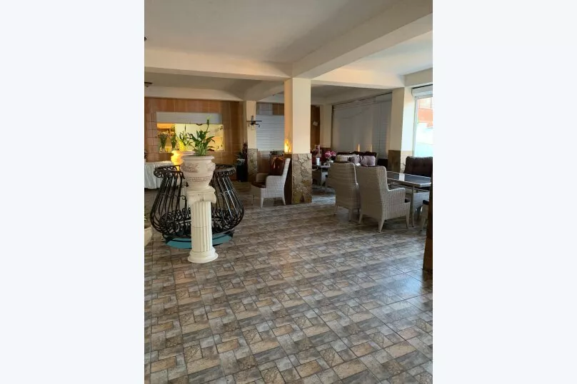 . Отель "Прибой 2". Лазаревское . Отель "Прибой 2". Лазаревское