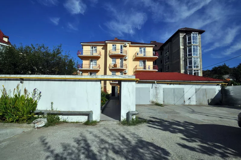 . Гостиница "Приморская" - Лазаревское. Лазаревское