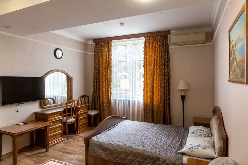 Стандарт. Отель "Экипаж". Адлер