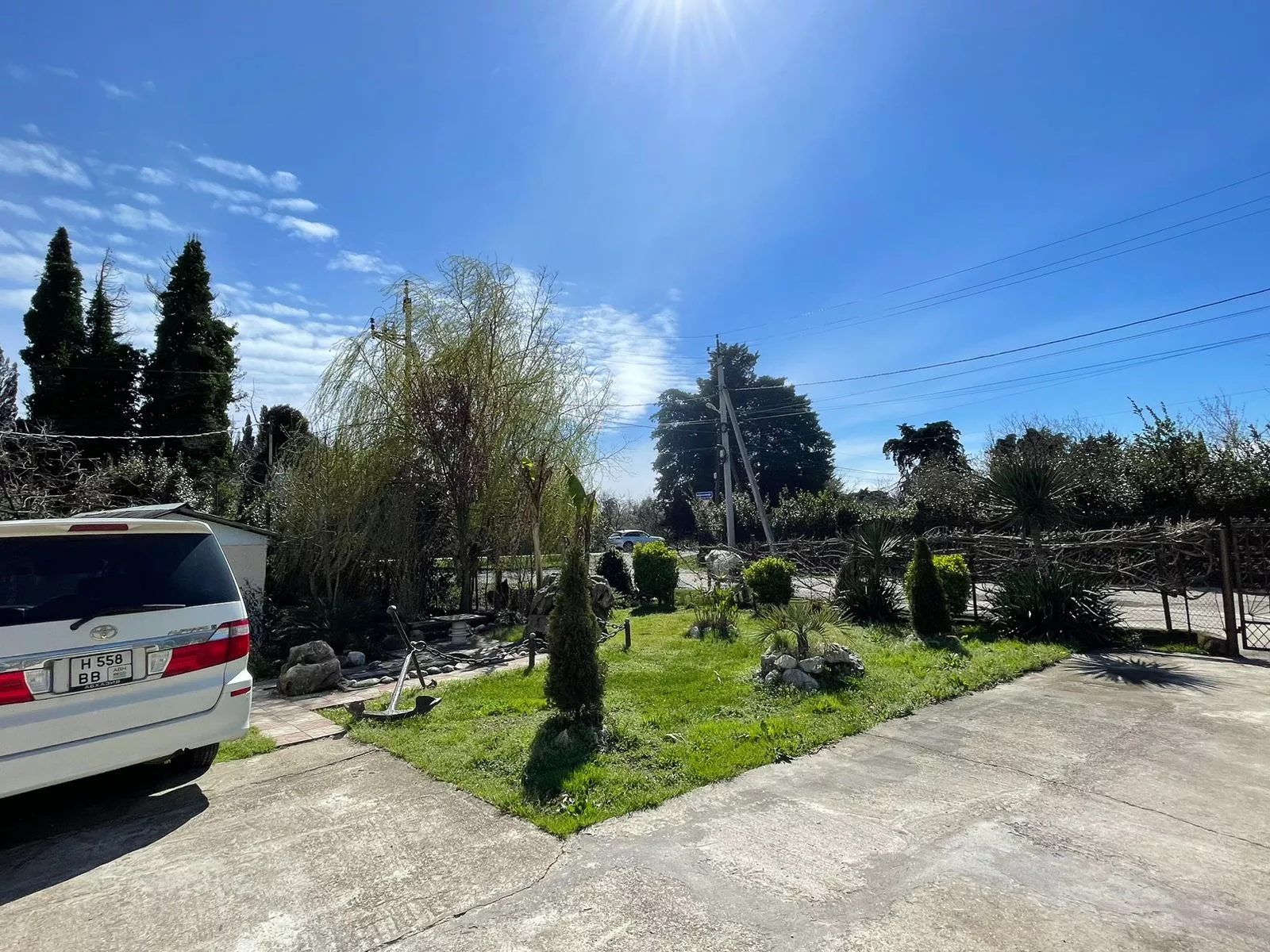 . Гостевой дом ЭЙВА. Пицунда