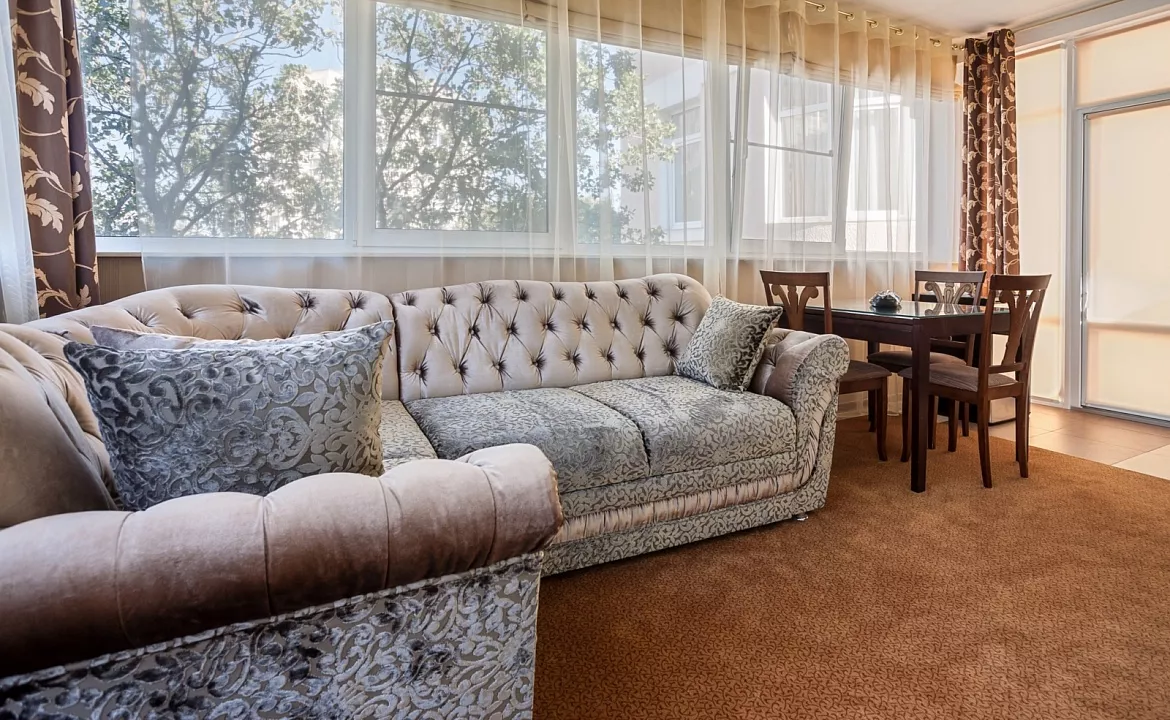 Гранд (однокомнатный четырехместный номер класса «Люкс»). Отель "Гранд Флер". Форос