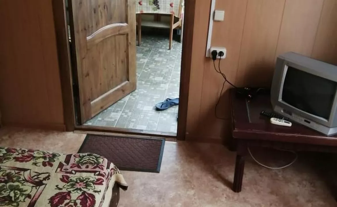 6ти-местный на 2 этаже. База отдыха ПЛАТАН. Голубицкая 6ти-местный на 2 этаже. База отдыха ПЛАТАН. Голубицкая