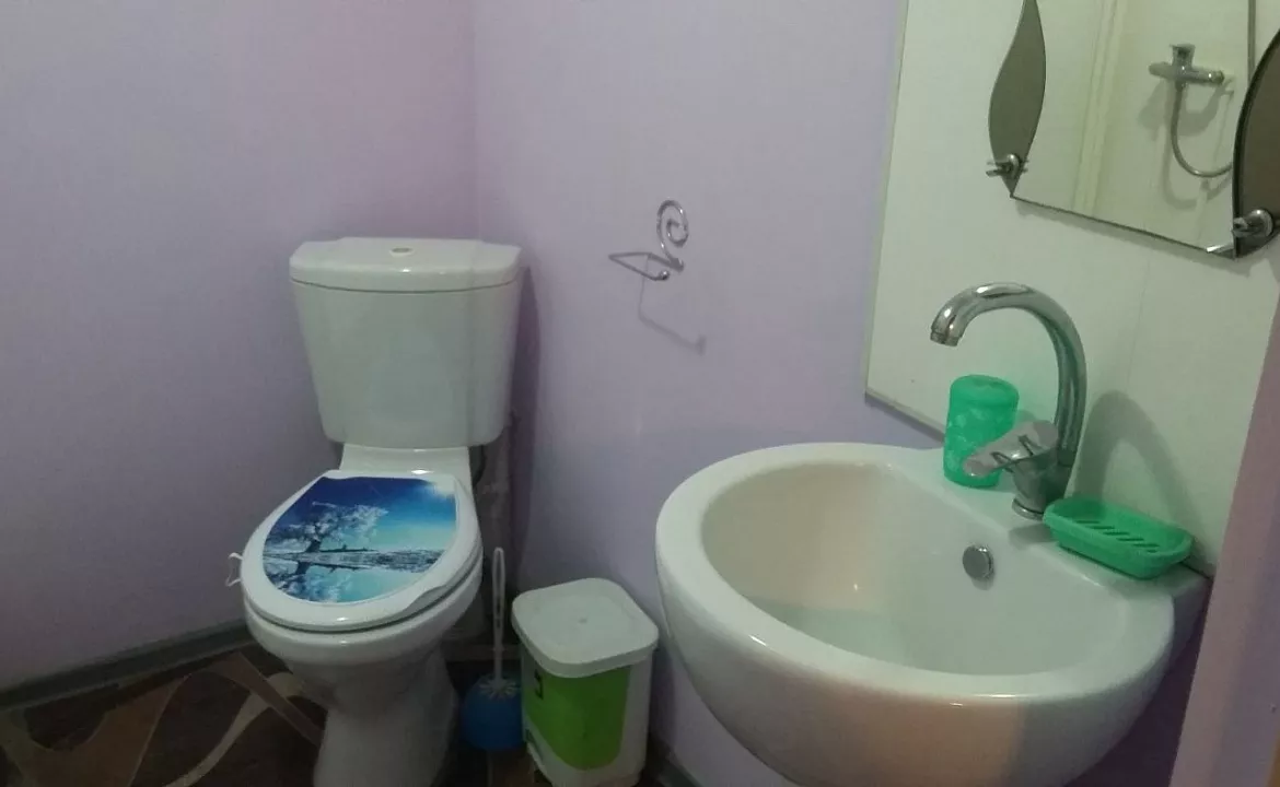 Отдельный домик с кухней, санузлом и балконом до 5 гостей. Частный сектор 2 этажа по отдельности под ключ, 2 отдельных домика.. Благовещенская