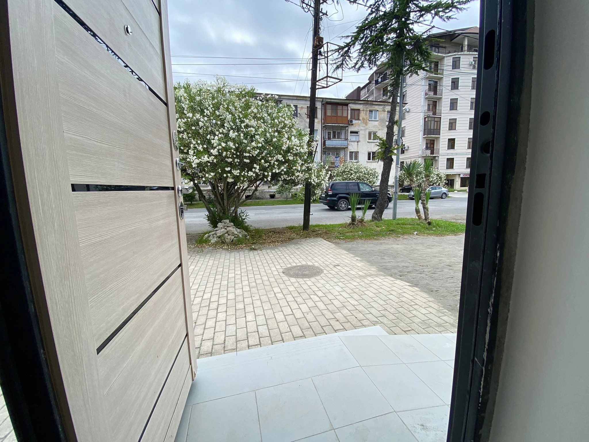 . Просторная квартира рядом с морем. Сухум