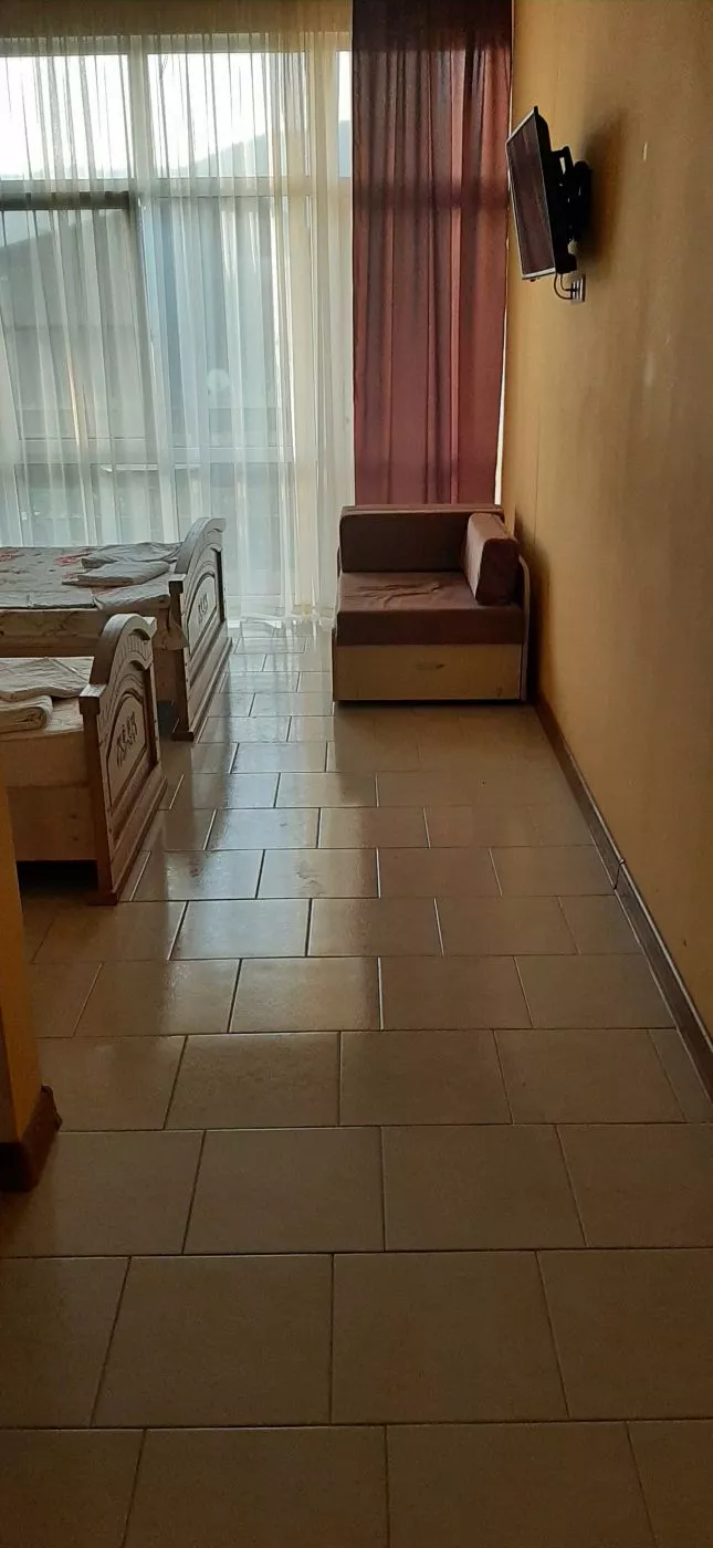 . «Роберт и Оксана». Пицунда