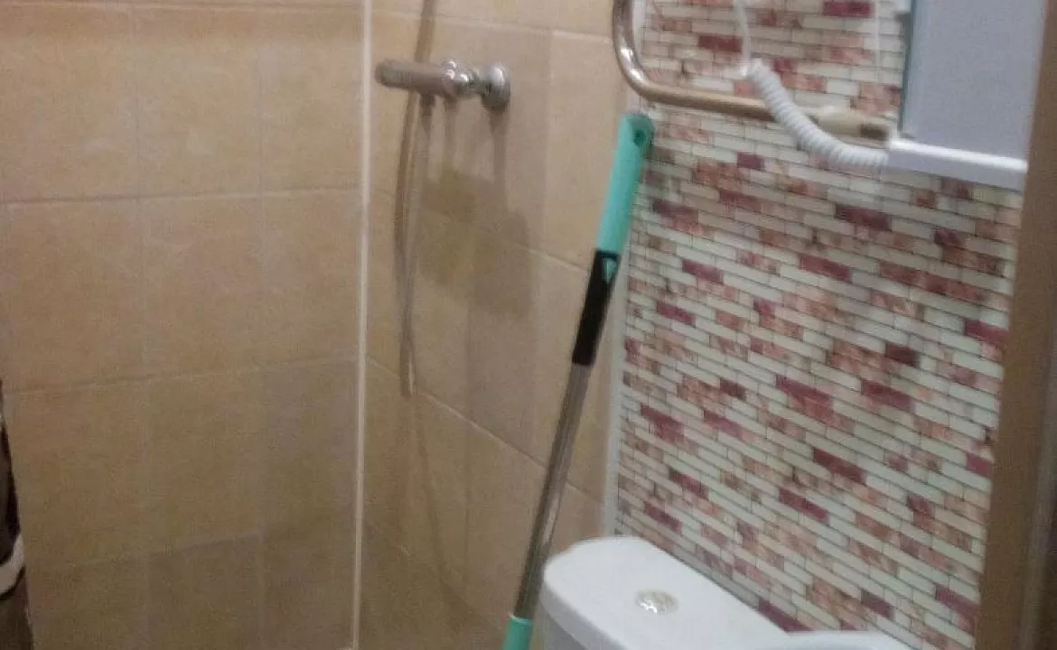 Двух комнатная квартира. Одна и двух комнатная квартира. Адлер Двух комнатная квартира. Одна и двух комнатная квартира. Адлер