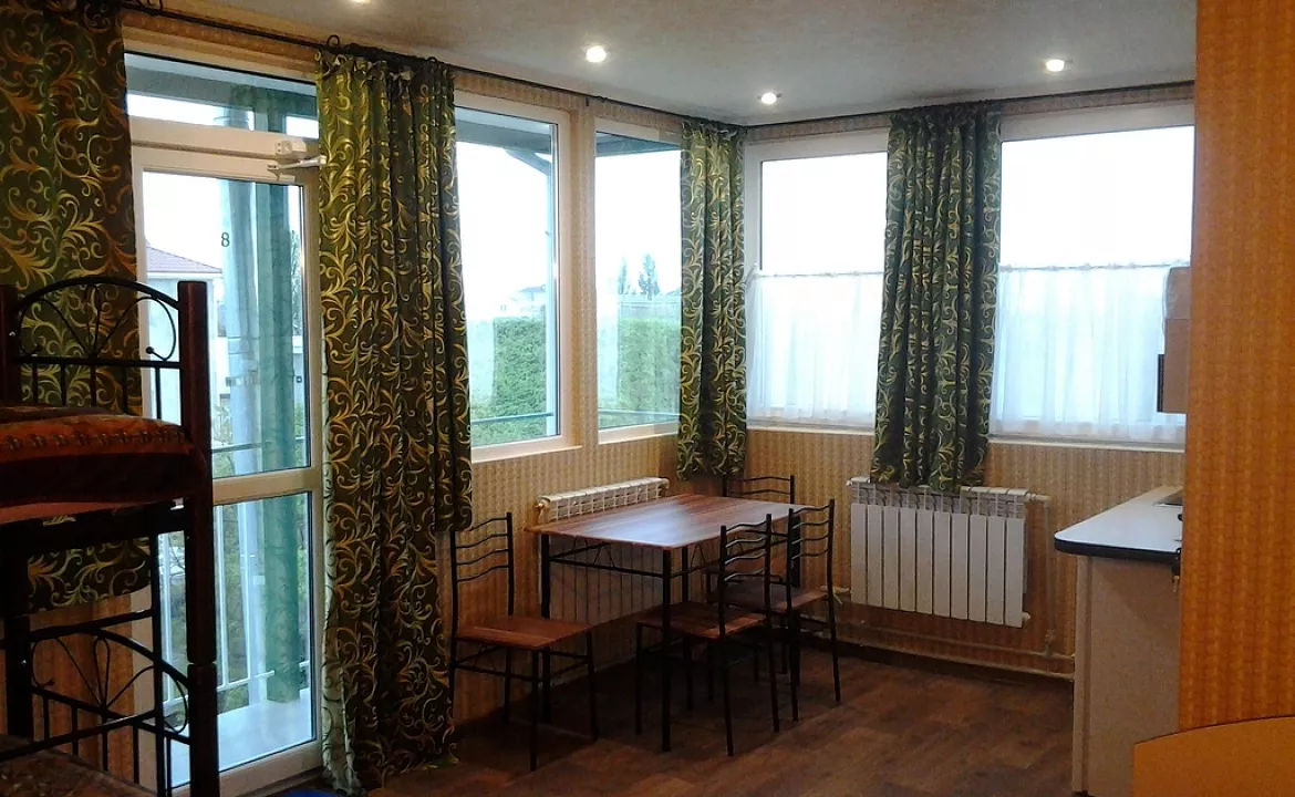 DeLuxe (Family room) №8 №9. Гостевой дом Частное Домовладение  "ПаНаМа". Приморский