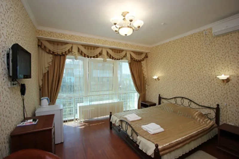 Полулюкс. Гостиница "На Эскадронной". Евпатория Полулюкс. Гостиница "На Эскадронной". Евпатория