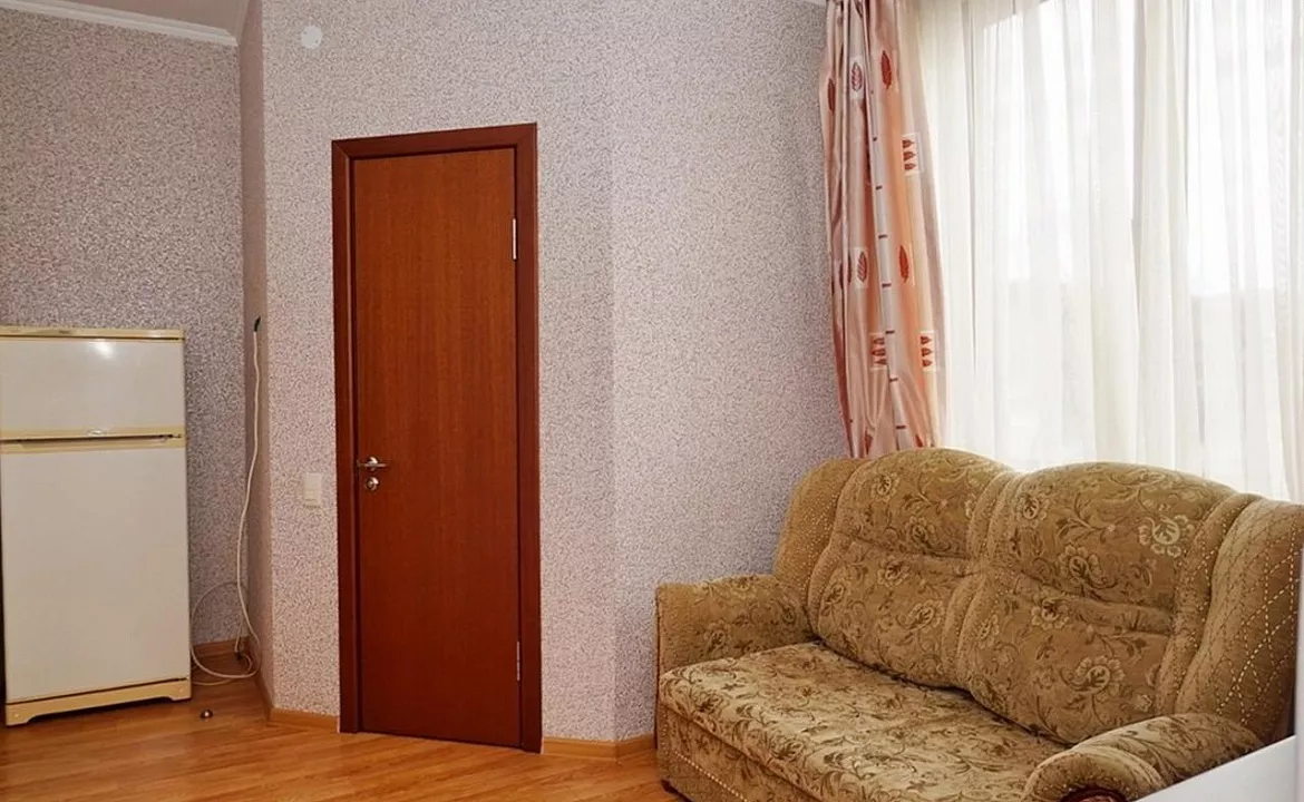 Двухкомнатный номер с мини-кухней. Гостевой дом «L’ete» . Лазаревское