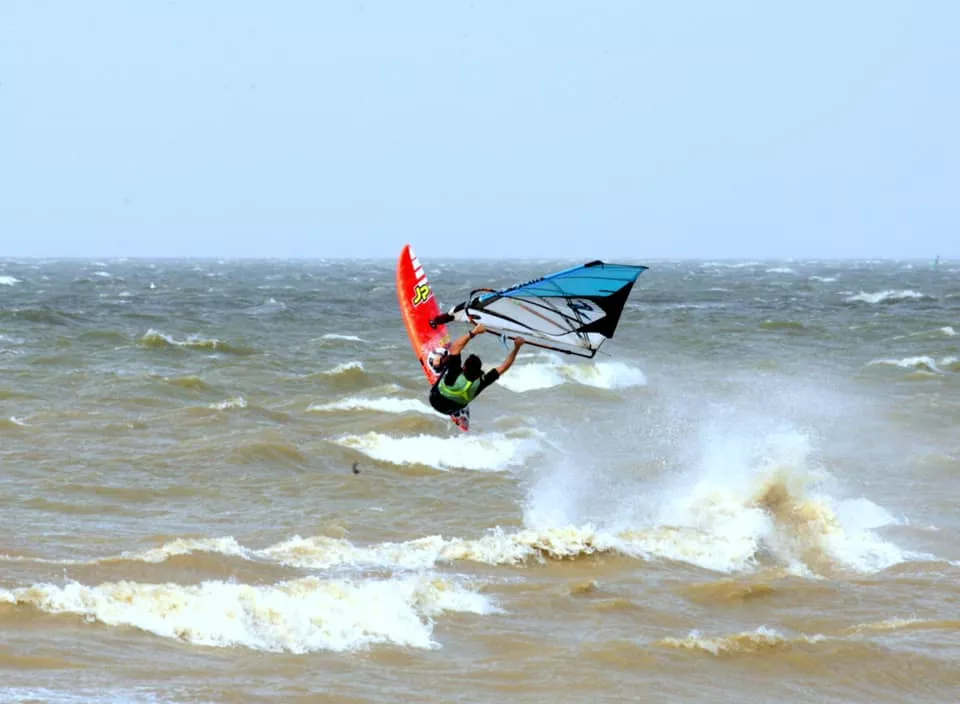 . Серф-отель YEISKWIND. Ейск
