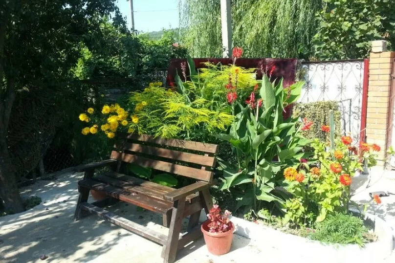 . Отель "Берег"       . Джубга