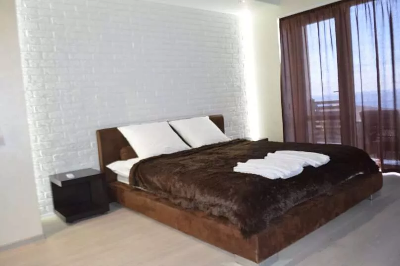 . Гостевой дом "Визит". Ялта